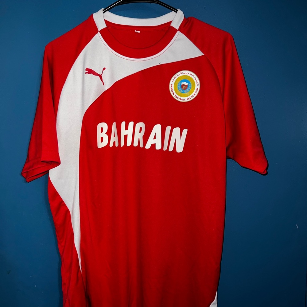 XL Bahrain football association jersey